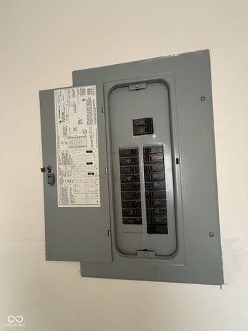 5826 Greenfield Avenue, Indianapolis, IN 46219