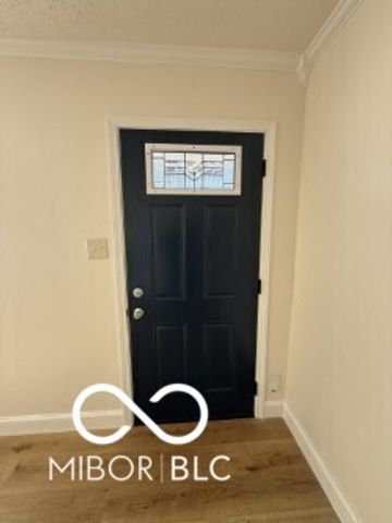 5826 Greenfield Avenue, Indianapolis, IN 46219