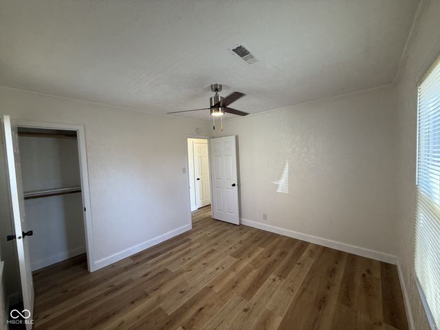 5826 Greenfield Avenue, Indianapolis, IN 46219