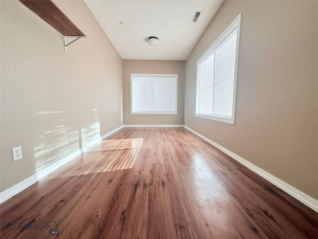 129 Village Drive 104, Belgrade, MT 59714