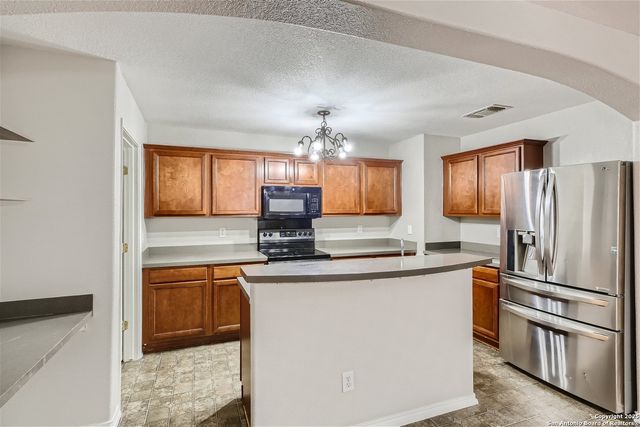 5422 Tomas Circle, San Antonio, TX 78240