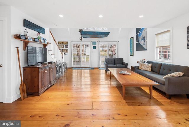 38 VIRGINIA AVE, Earleville, MD 21919