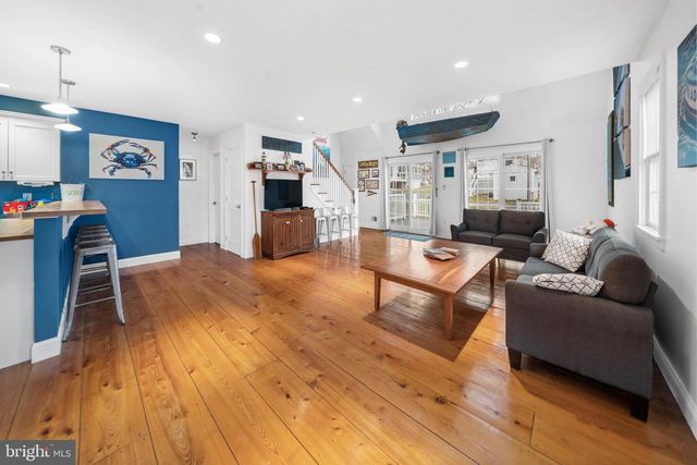 38 VIRGINIA AVE, Earleville, MD 21919