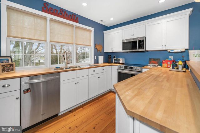 38 VIRGINIA AVE, Earleville, MD 21919