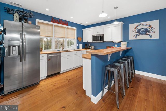 38 VIRGINIA AVE, Earleville, MD 21919