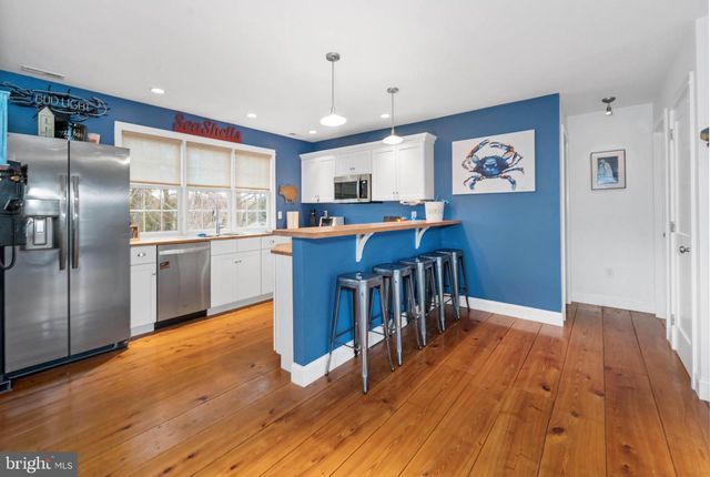 38 VIRGINIA AVE, Earleville, MD 21919