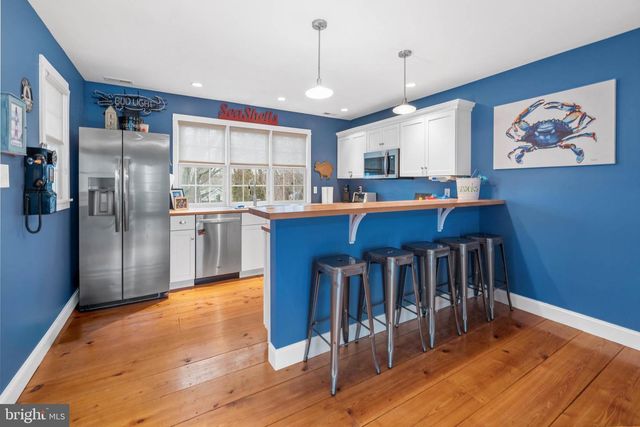 38 VIRGINIA AVE, Earleville, MD 21919