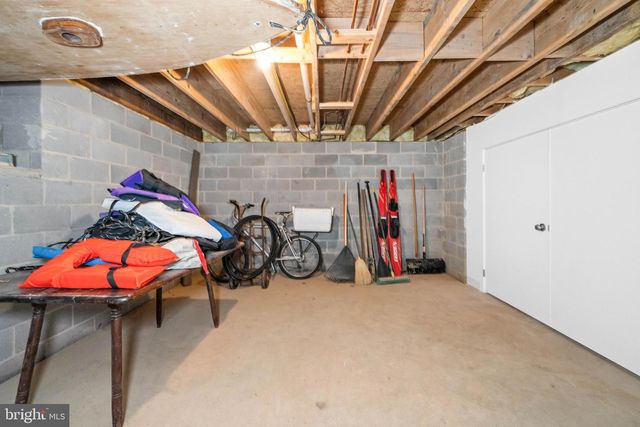 38 VIRGINIA AVE, Earleville, MD 21919