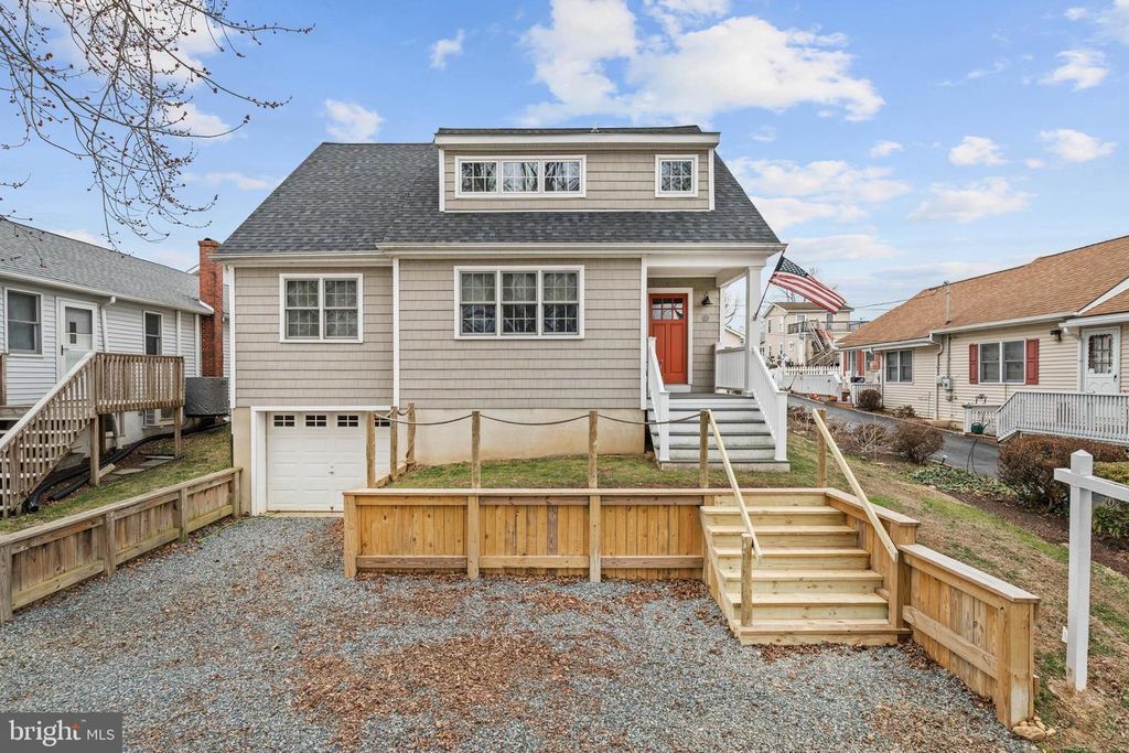 38 VIRGINIA AVE, Earleville, MD 21919