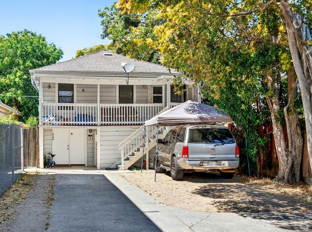 918 Napa St, Napa, CA 94559