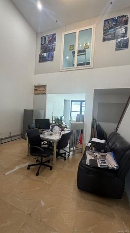 131-10 40th Road 2nd FL, Flushing, NY 11354