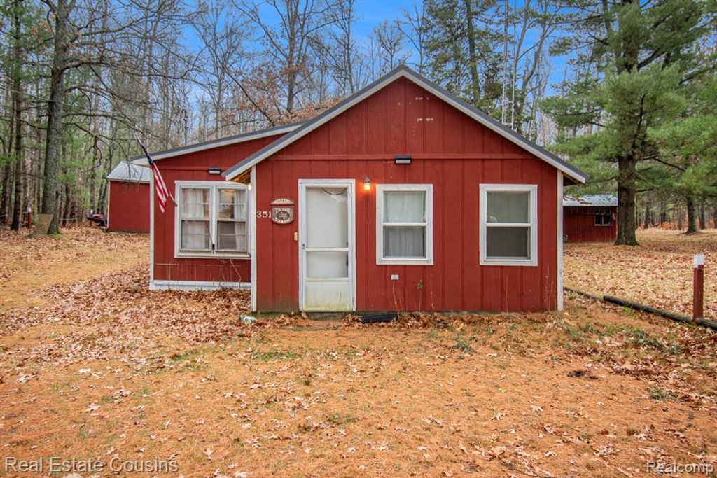 351 Oak Lake Rd Road, Mio, MI 48647