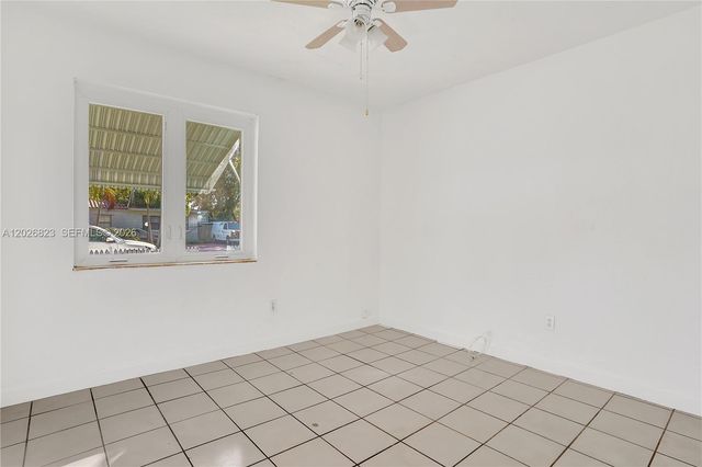 5985 SW 41st St Front, Miami, FL 33155