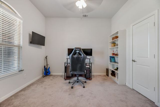 7807 Links Drive, Arlington, TX 76001