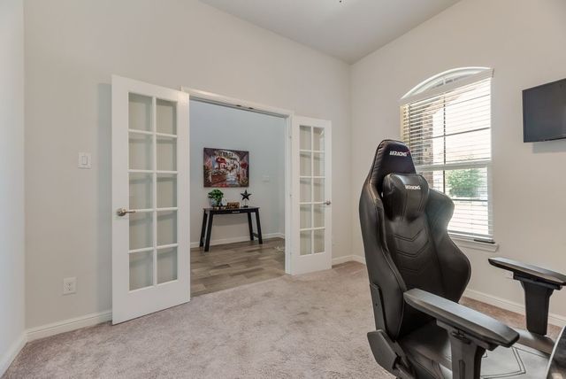 7807 Links Drive, Arlington, TX 76001