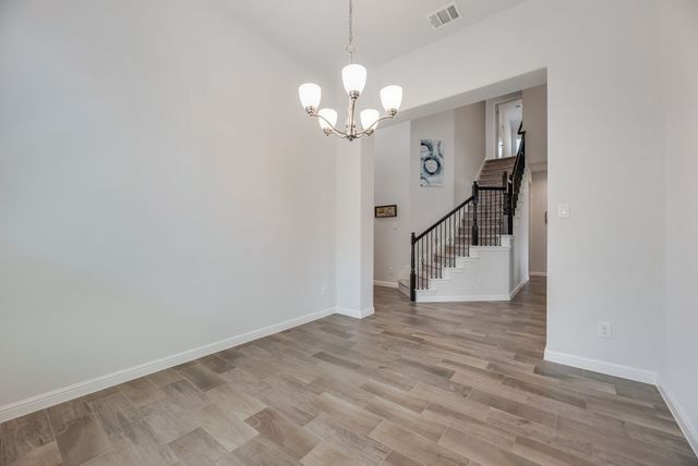 7807 Links Drive, Arlington, TX 76001