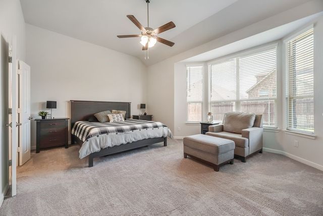 7807 Links Drive, Arlington, TX 76001
