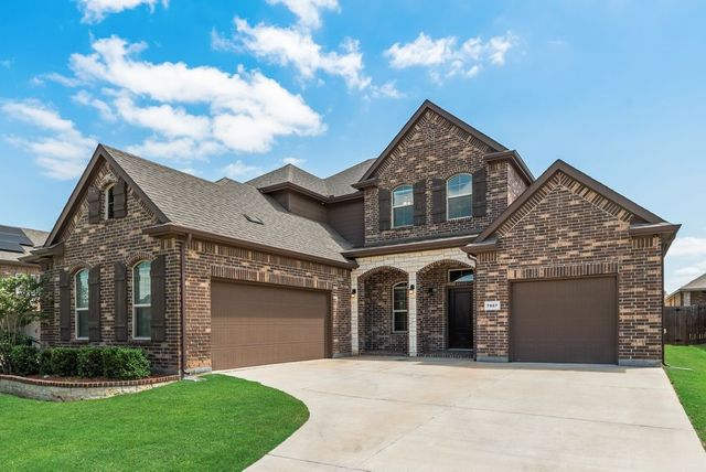 7807 Links Drive, Arlington, TX 76001