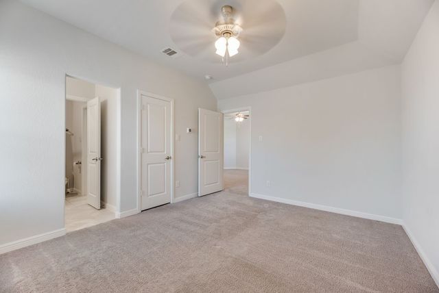 7807 Links Drive, Arlington, TX 76001