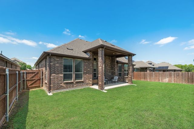 7807 Links Drive, Arlington, TX 76001