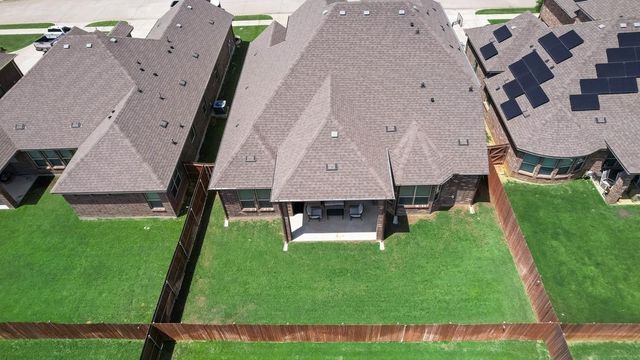 7807 Links Drive, Arlington, TX 76001