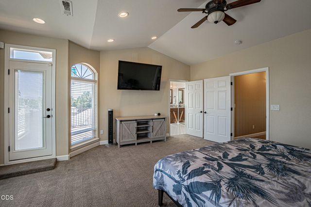 3270 Larue Drive, Medford, OR 97504