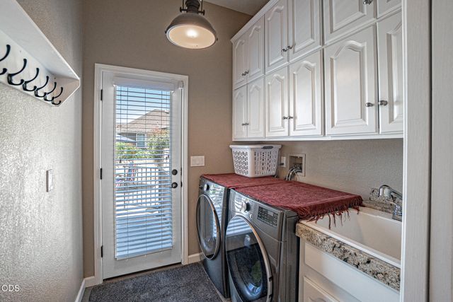 3270 Larue Drive, Medford, OR 97504