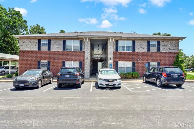 406 S Church Street 124, St Peters, MO 63376