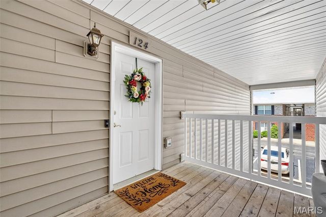 406 S Church Street 124, St Peters, MO 63376