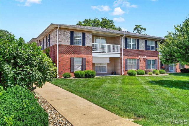 406 S Church Street 124, St Peters, MO 63376