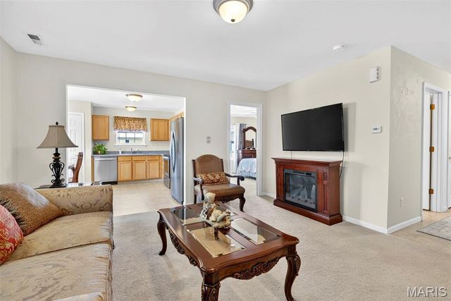 406 S Church Street 124, St Peters, MO 63376