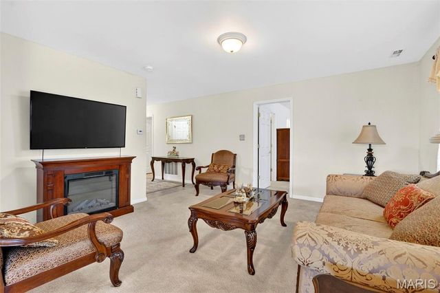 406 S Church Street 124, St Peters, MO 63376