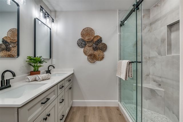 6019 Daven Oaks Drive, Dallas, TX 75248