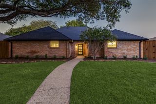 6019 Daven Oaks Drive, Dallas, TX 75248