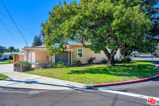 11810 Radio Drive, Los Angeles, CA 90064