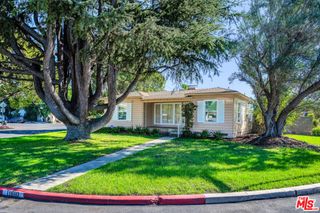11810 Radio Drive, Los Angeles, CA 90064