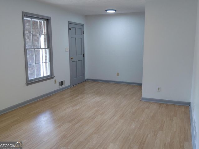 6684 Londonderry Drive, Morrow, GA 30260