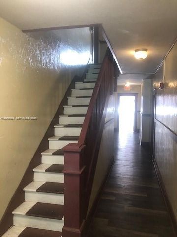 125 NW 7th Avenue 1, Miami, FL 33128