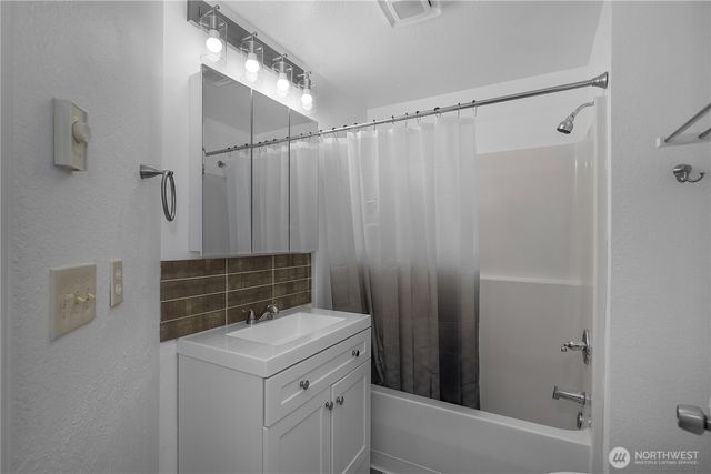 40 E Lambeth Way, Shelton, WA 98584