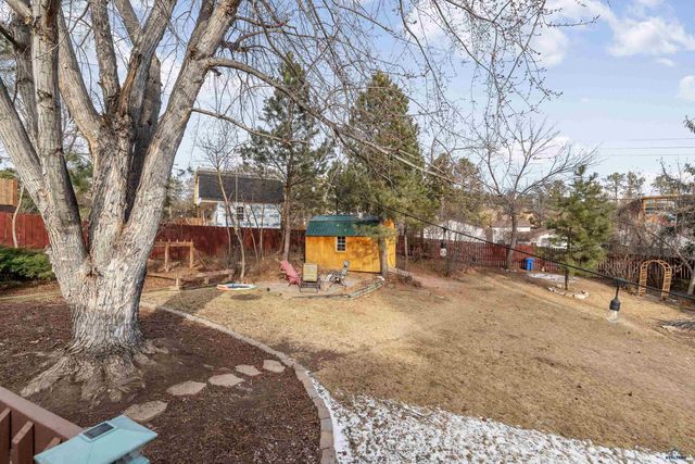 4810 COPPERHILL DR, Rapid City, SD 57702