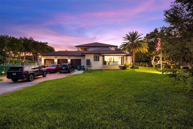5720 SW 128th St, Pinecrest, FL 33156