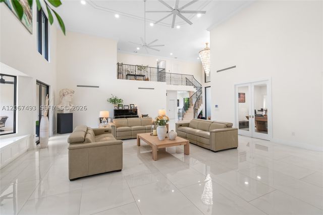 5720 SW 128th St, Pinecrest, FL 33156
