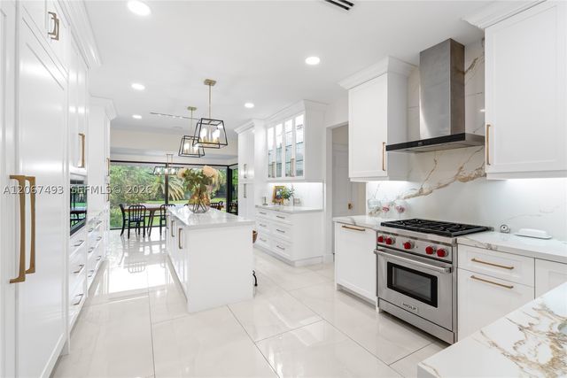 5720 SW 128th St, Pinecrest, FL 33156