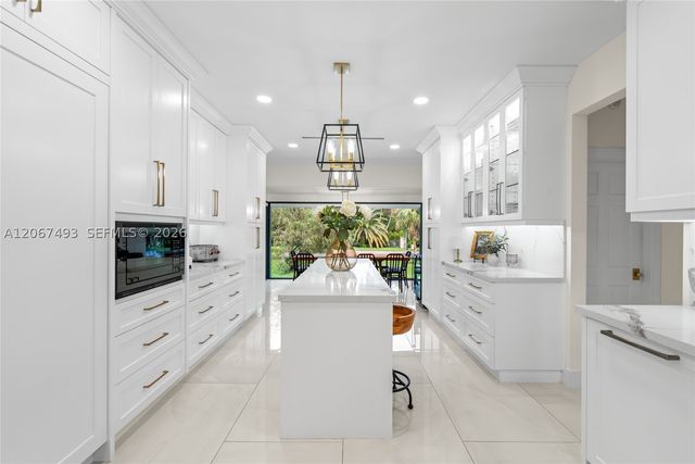 5720 SW 128th St, Pinecrest, FL 33156