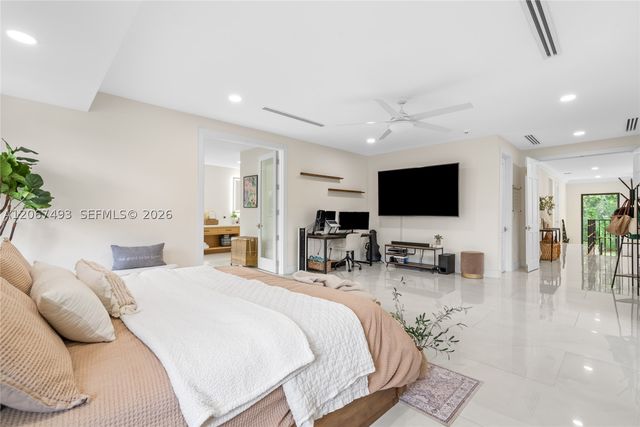5720 SW 128th St, Pinecrest, FL 33156
