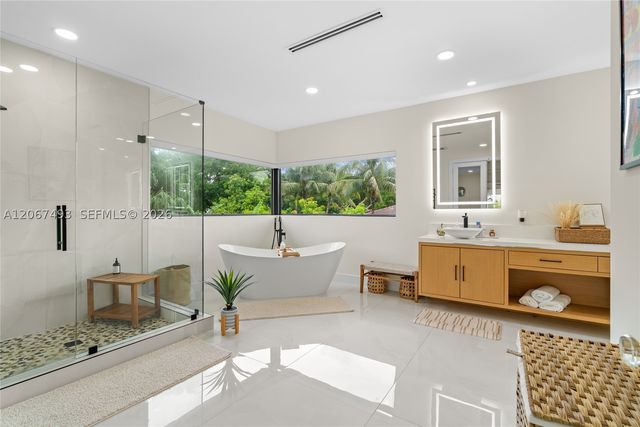 5720 SW 128th St, Pinecrest, FL 33156
