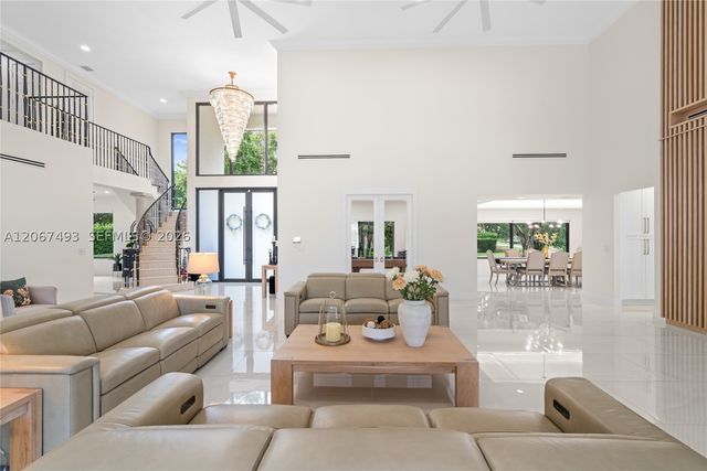 5720 SW 128th St, Pinecrest, FL 33156