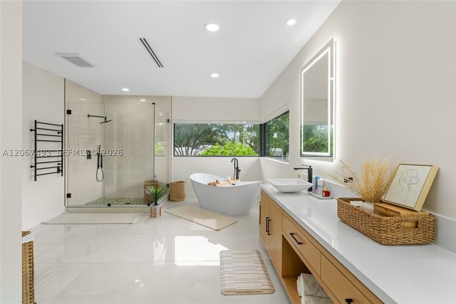 5720 SW 128th St, Pinecrest, FL 33156