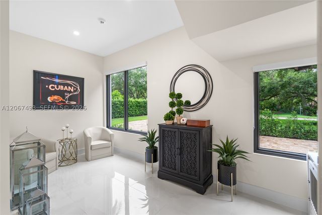 5720 SW 128th St, Pinecrest, FL 33156
