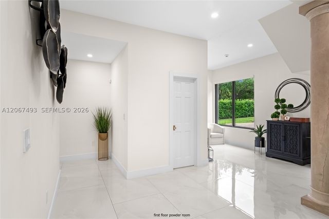 5720 SW 128th St, Pinecrest, FL 33156